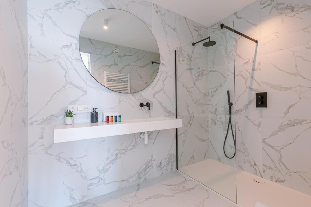 Huswell - Stunning Apartment With Breathtaking Views 奥斯滕德 外观 照片